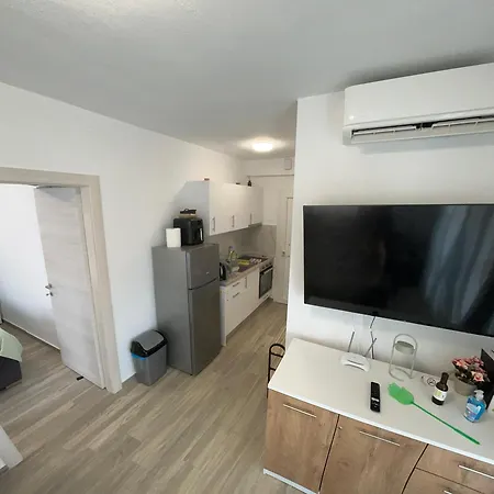 Sunshine Ofrynio With Private Pool 260cm X 160cm From Mid April To End Of September Apartment Ofrínion