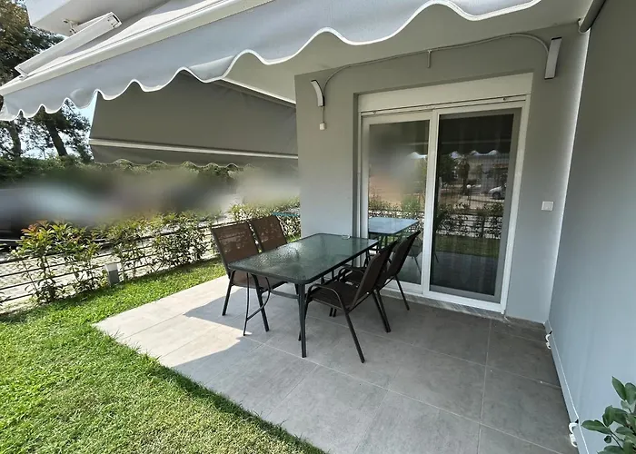 Sunshine Ofrynio With Private Pool 260cm X 160cm During Summer