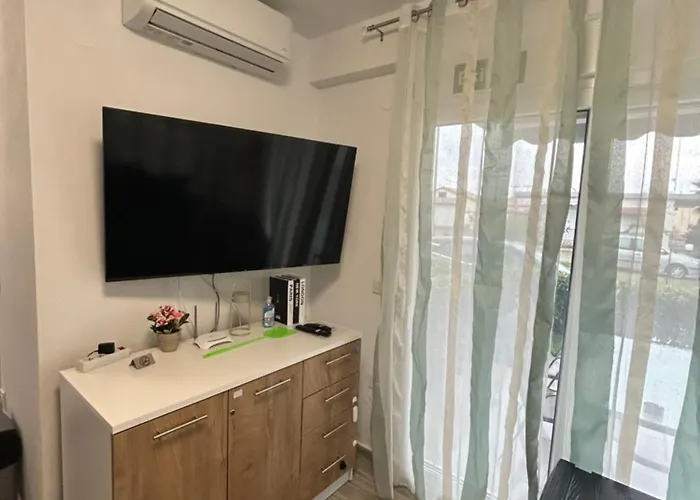 公寓 Sunshine Ofrynio With Private Pool 260cm X 160cm During Summer *